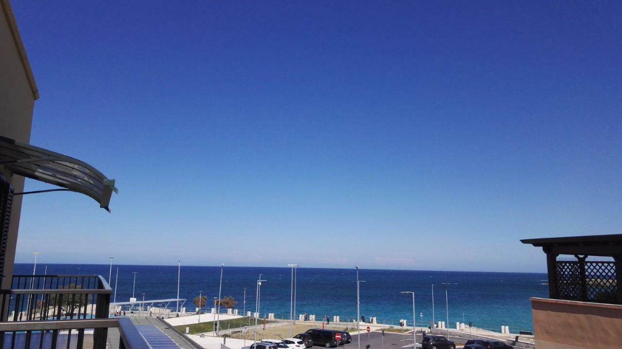 Gallery Art - Sea View Monopoli Ngoại thất bức ảnh